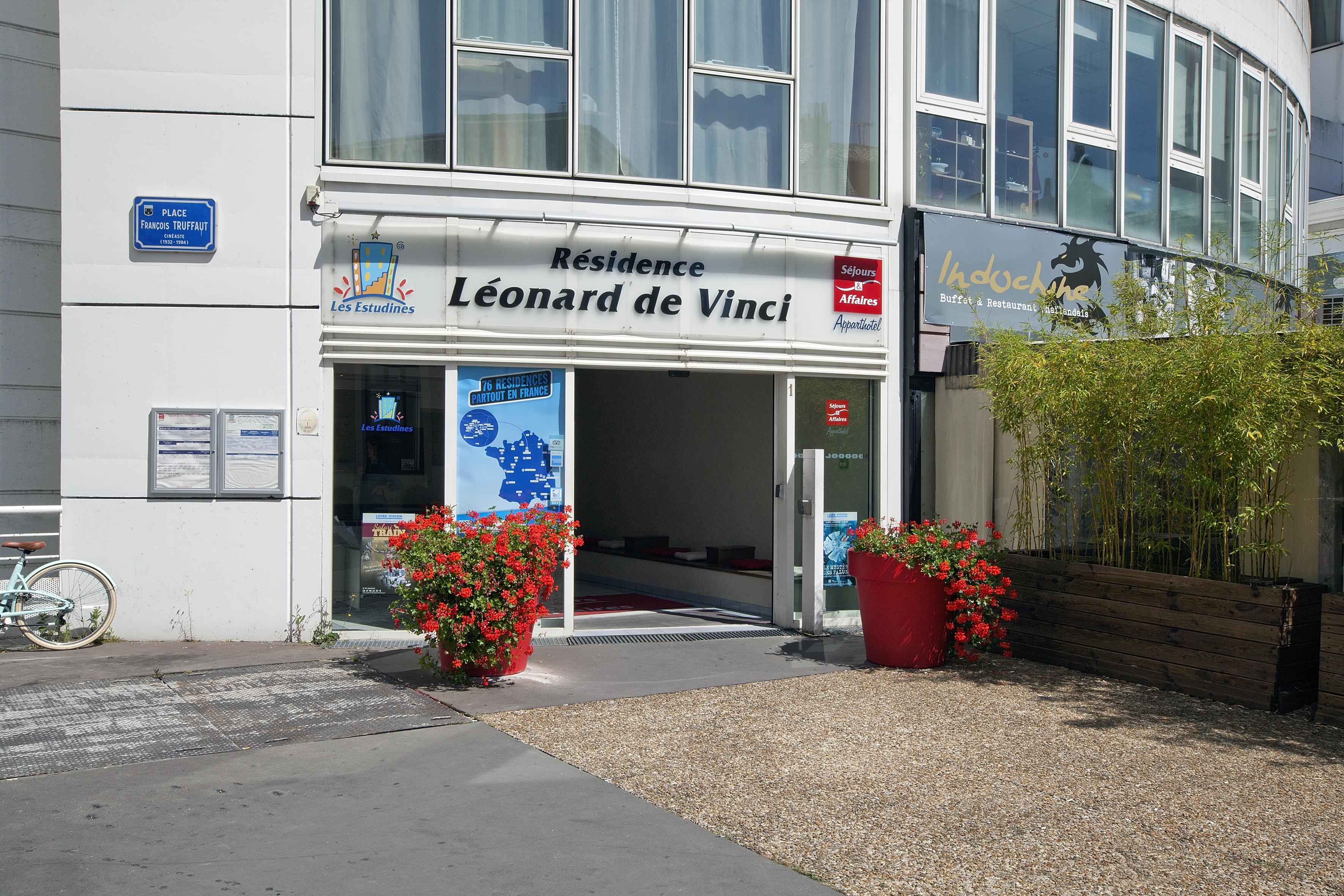 Sejours & Affaires Tours Leonard De Vinci Aparthotel Exterior photo